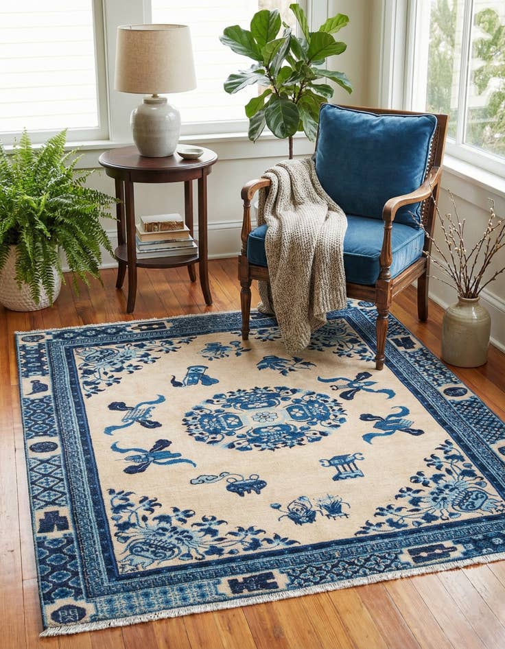 Detail image of 5' 1 x 5' 1 Boutique Square Rug