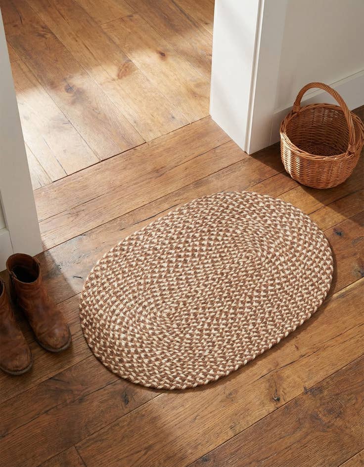 Detail image of 2' x 3' 1 Handmade Tweed Braided Jute Oval Rug