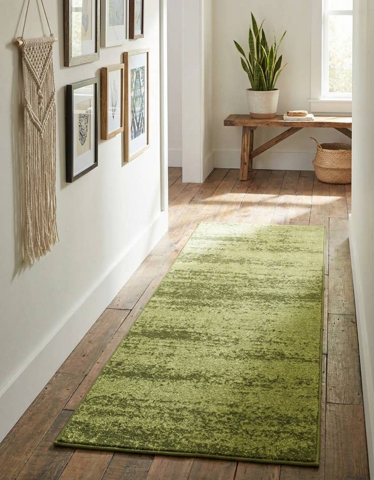 Detail image of 2' x 6' Angelica Runner Rug