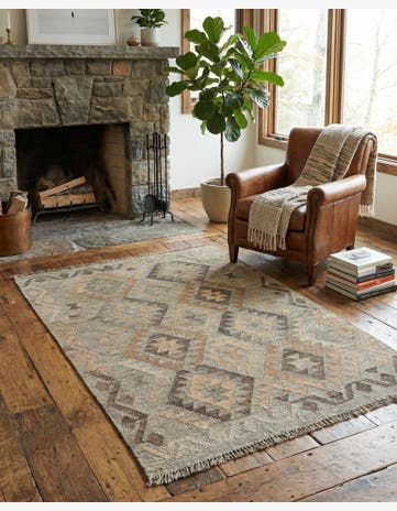 3' 5 x 4' 9 Hand Woven Kilim Maymana Wool Rug