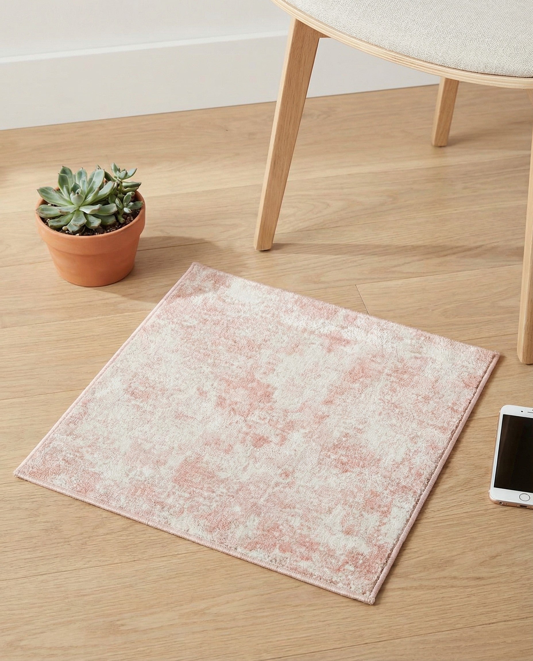1' 4 x 1' 4 Aurora Sample Rug