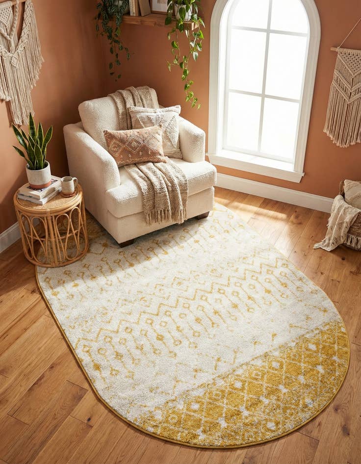 Detail image of 5' 3 x 8' Moroccan Trellis Oval Rug