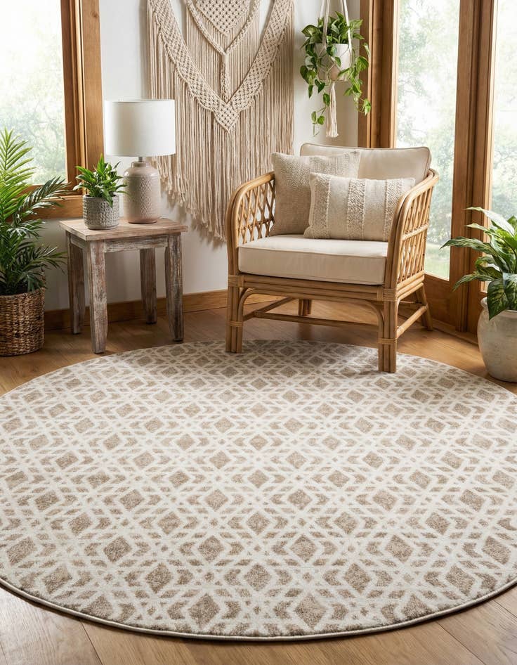 Detail image of 7' 10 x 7' 10 Laguna Round Rug