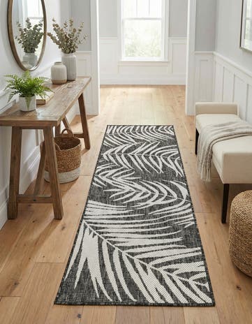 Charcoal Easy-Clean Botanical Indoor / Outdoor Runner Rug
