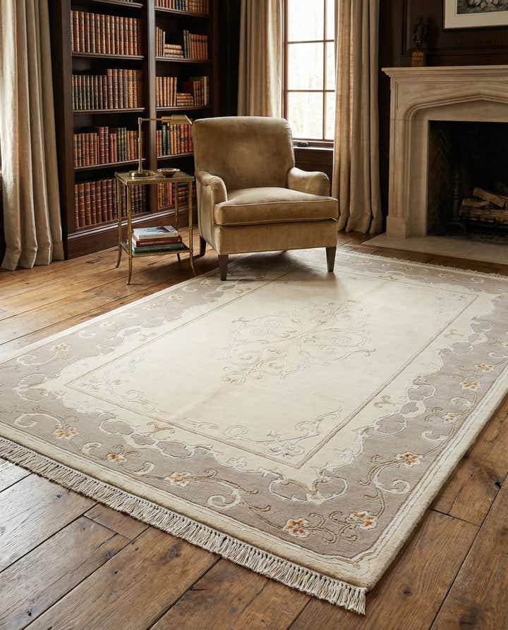 3' 11 x 5' 11 Hand Knotted Darya Wool Rug