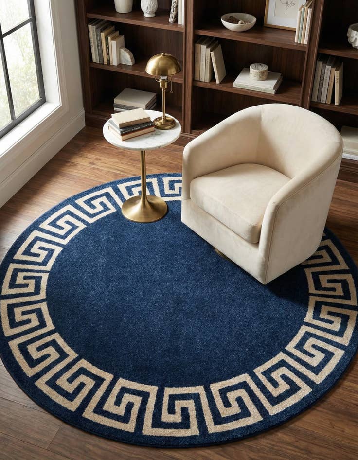 Detail image of 7' 10 x 7' 10 Greek Key Round Rug