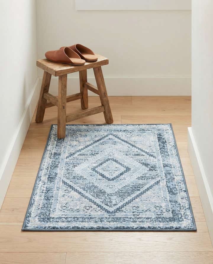 2' x 3' Kamala Washable Rug