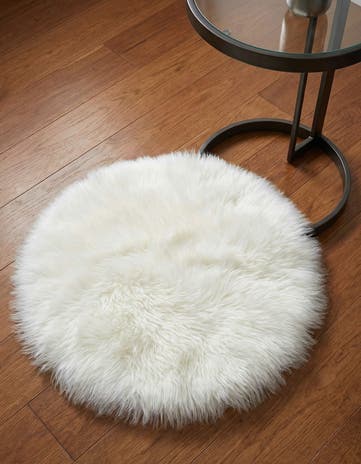2' x 2' Sheepskin Round Rug