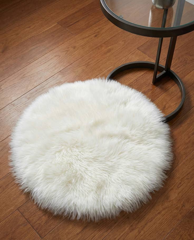 Detail image of 2' x 2' Sheepskin Round Rug
