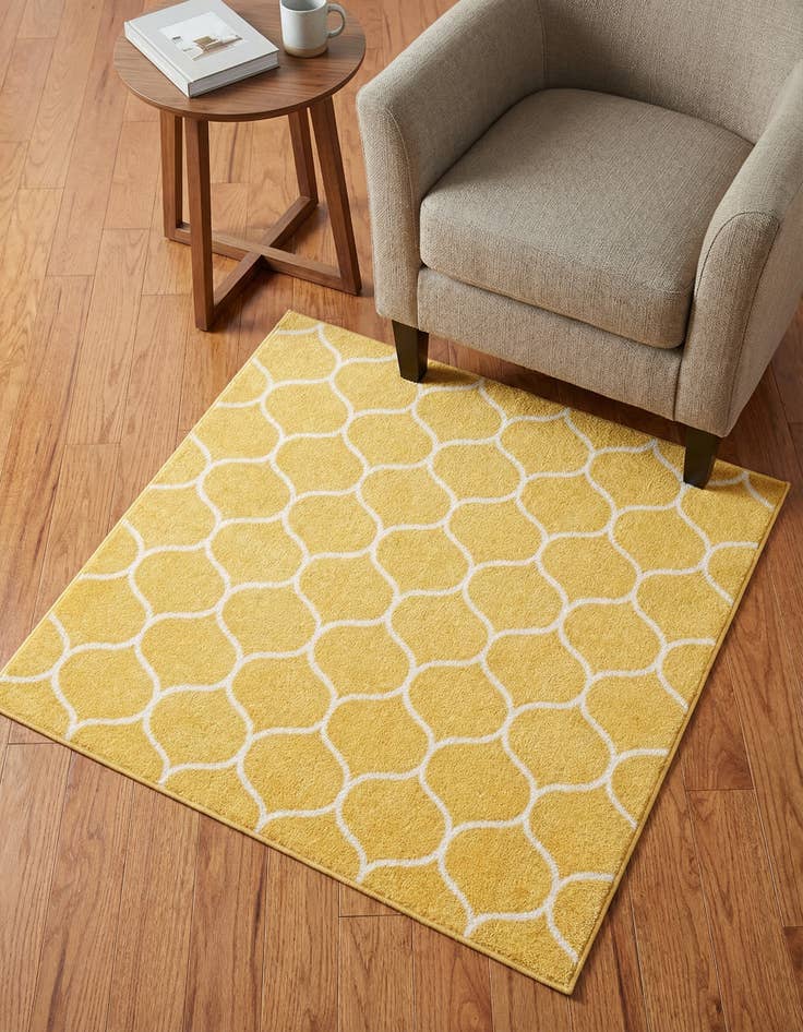 Detail image of 3' x 3' Lattice Frieze Square Rug