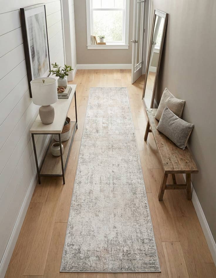 Detail image of 2' 7 x 13' Caspian Runner Rug