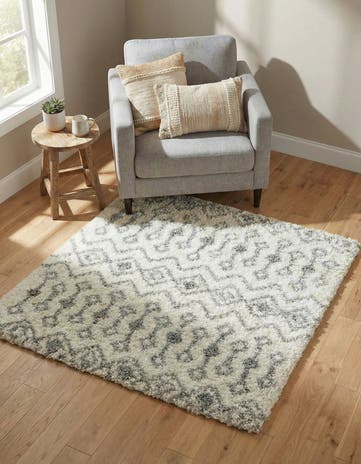 4' x 4' Moroccan Trellis Shag Square Rug