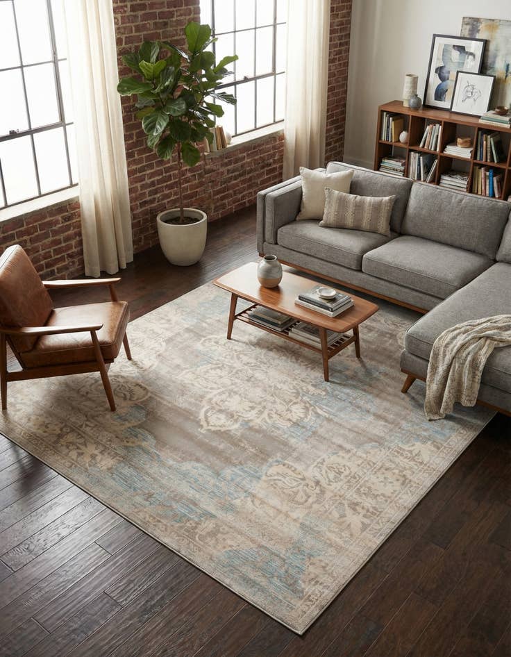 Detail image of 8' x 10' Victoria Rug