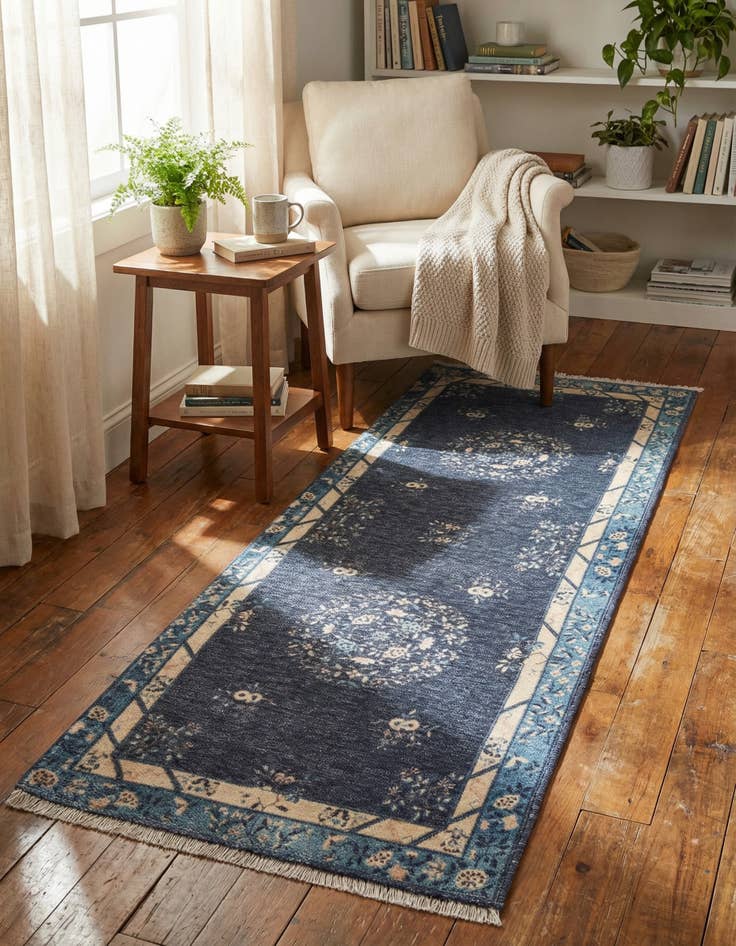 Detail image of 2' x 5' 1 Boutique Runner Rug