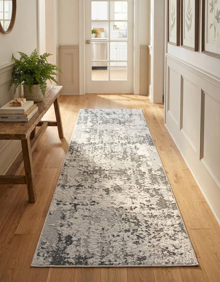 Detail image of 2' 7 x 8' Abbey Runner Rug