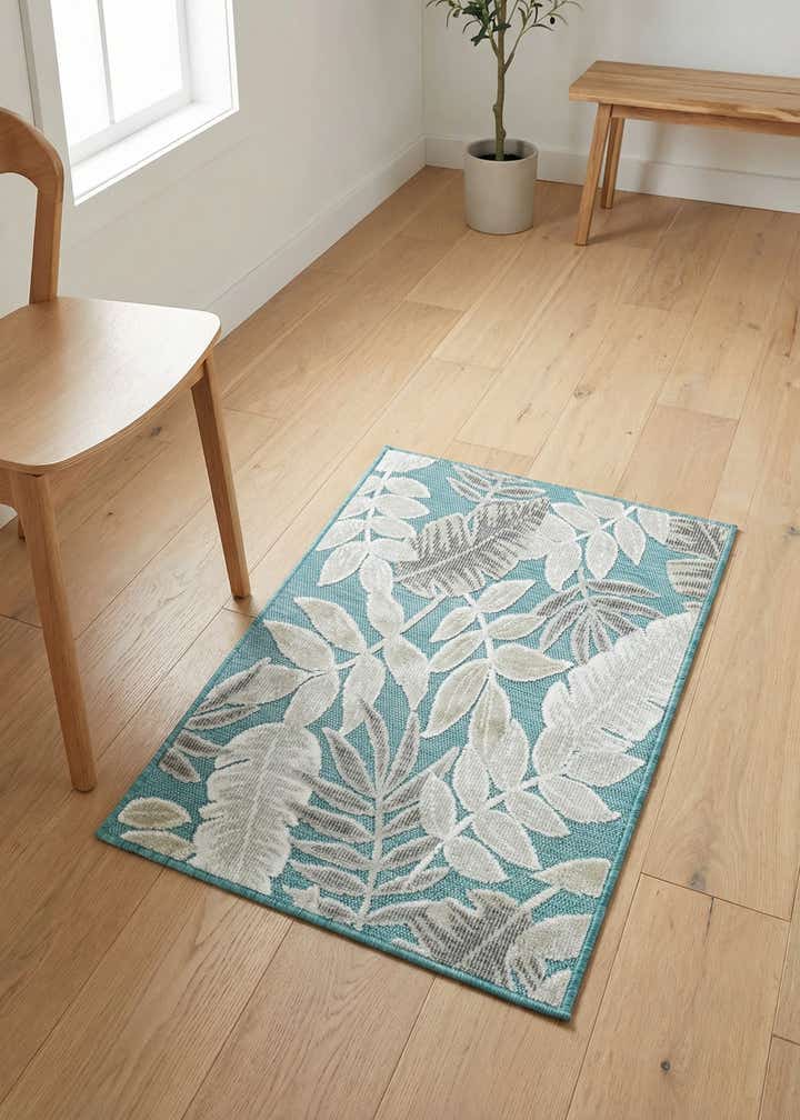 2' 2 x 3' Easy-Clean Botanical Indoor / Outdoor Rug