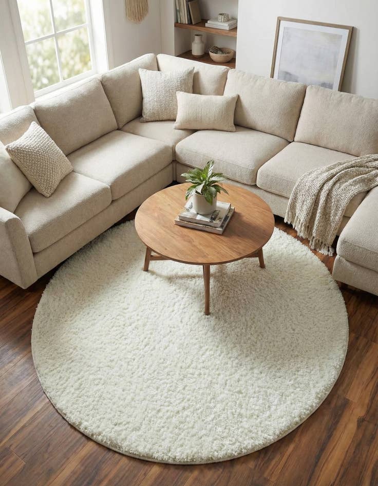 Detail image of 7' x 7' Soft Solid Shag Round Rug