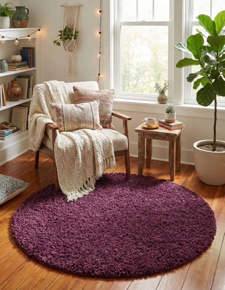 Detail image of 4' x 4' Solid Shag Round Rug