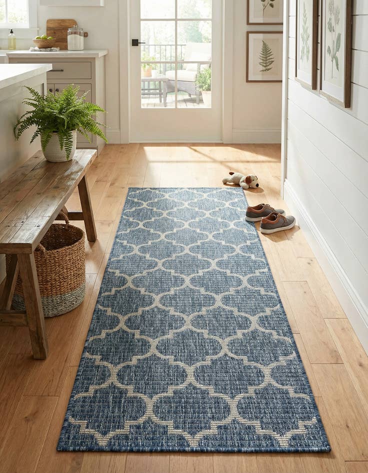 Detail image of 2' x 6' Washable Lattice Indoor / Outdoor Runner Rug