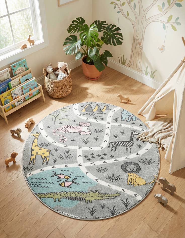 Detail image of 5' 3 x 5' 3 Animals Whimsy Kids Round Rug