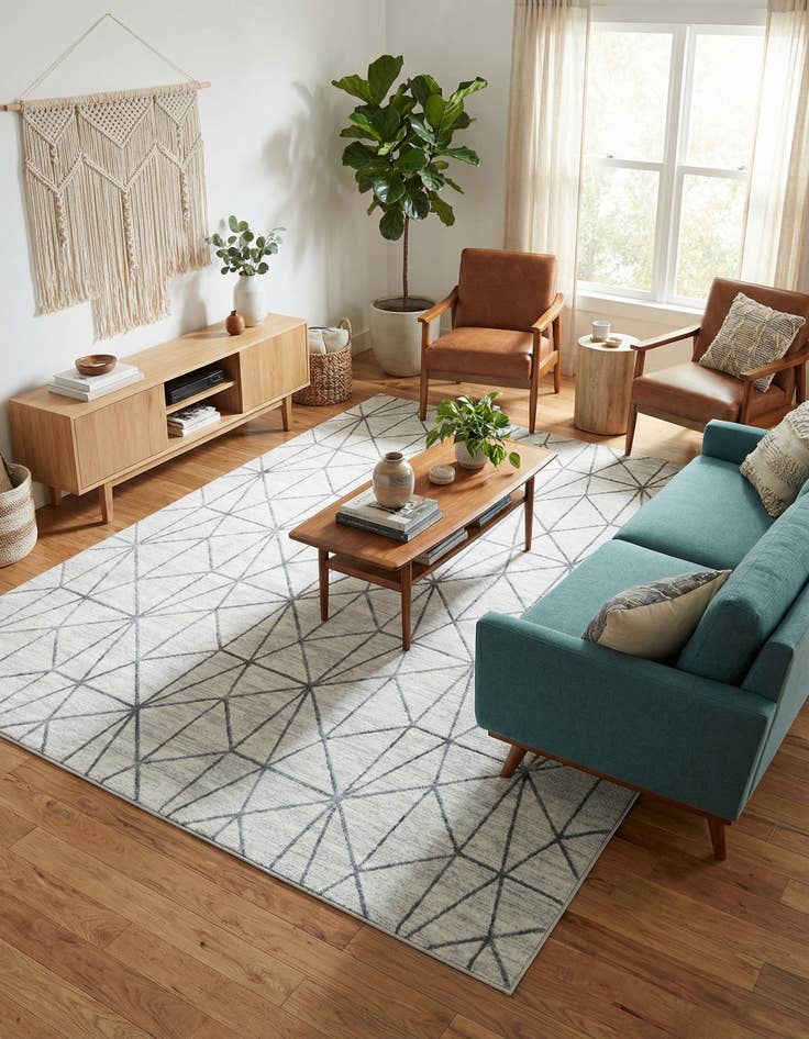 Detail image of 8' x 10' Lattice Trellis Rug