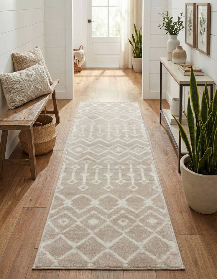 Detail image of 2' x 6' 7 Kasbah Trellis Runner Rug