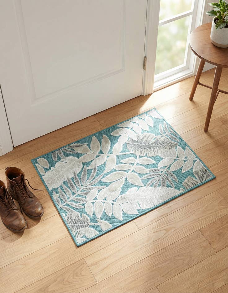 Detail image of 2' 2 x 3' Easy-Clean Botanical Indoor / Outdoor Rug