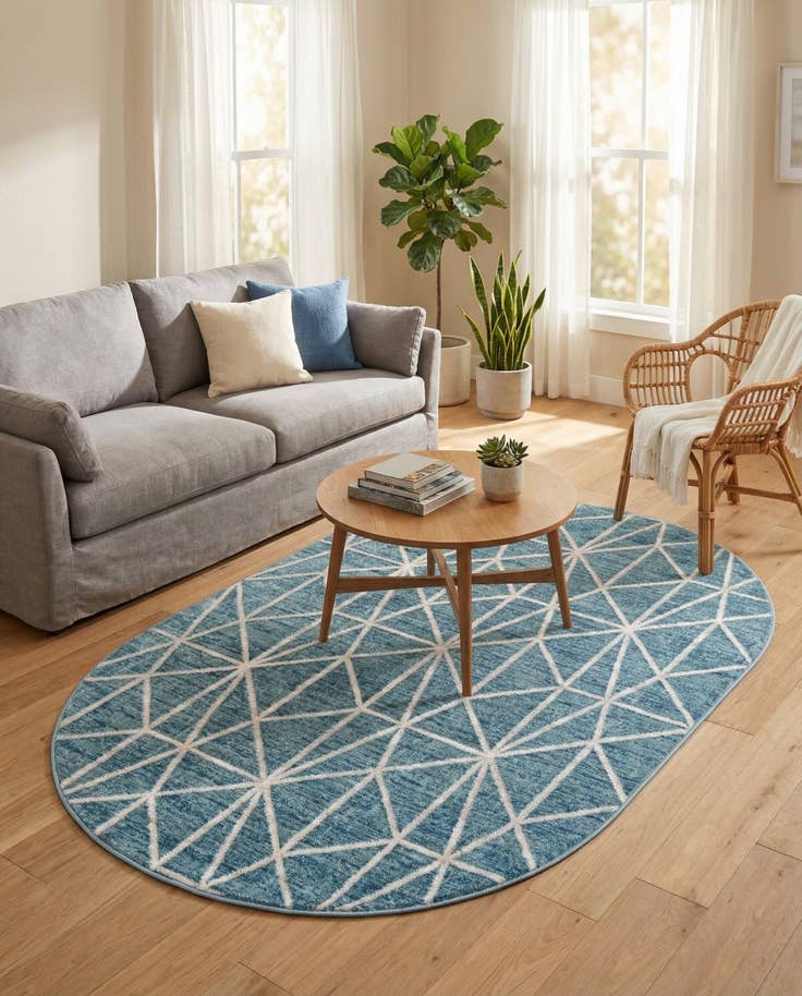 Detail image of 5' 3 x 8' Lattice Trellis Oval Rug
