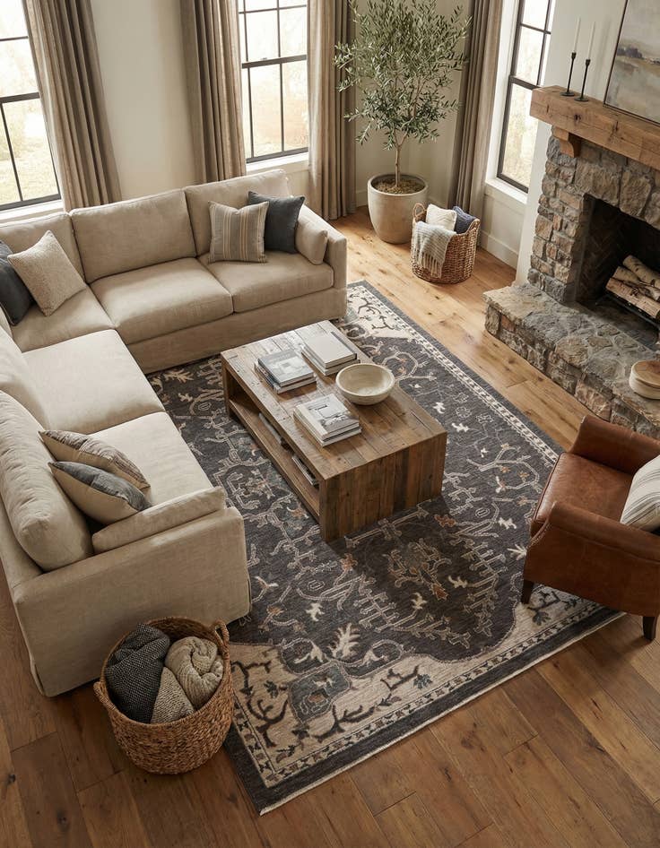 Detail image of 9' x 12' 6 Grand Tradition Rug