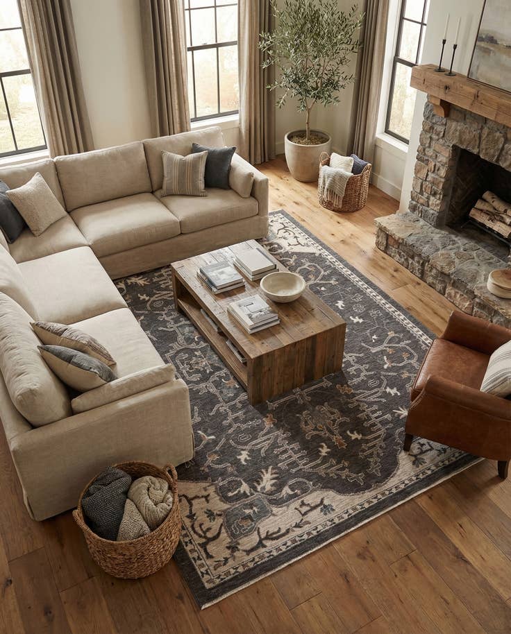 Detail image of 9' x 12' 6 Grand Tradition Rug