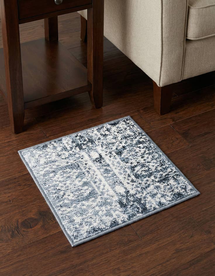 Detail image of 1' 4 x 1' 4 Oxford Sample Rug