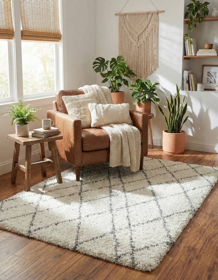 Detail image of 4' x 6' Soft Touch Shag Rug