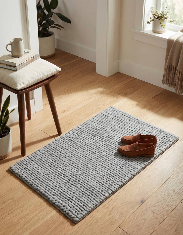 Detail image of 2' x 3' 1  Hand Woven Lana New Zealand Wool Rug