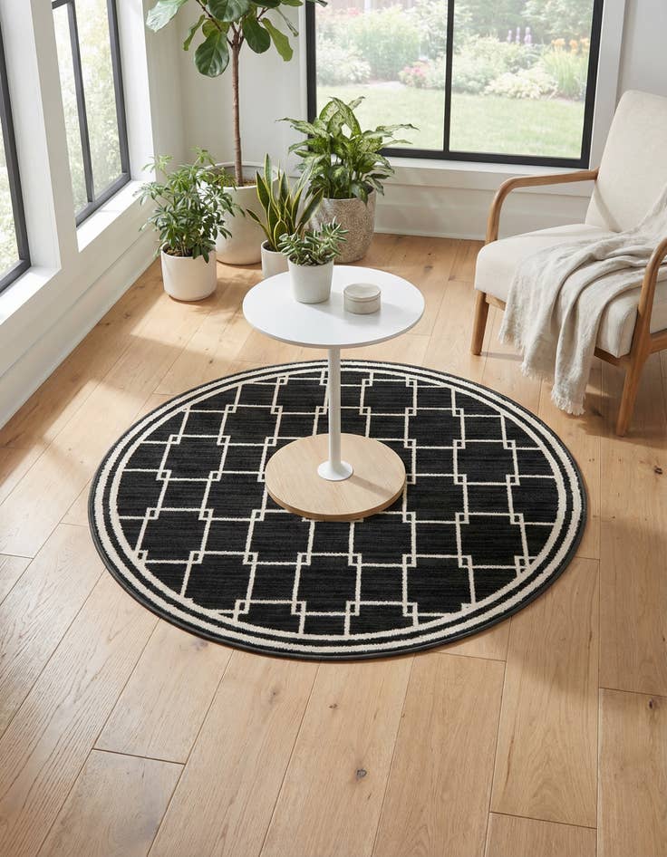Detail image of Jill Zarin 3' x 3' Metropolitan Uptown Round Rug