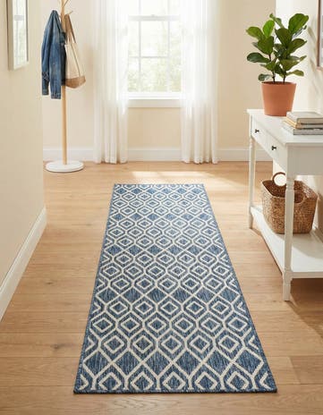 Blue Easy-Clean Jill Zarin Turks and Caicos Indoor / Outdoor Runner Rug