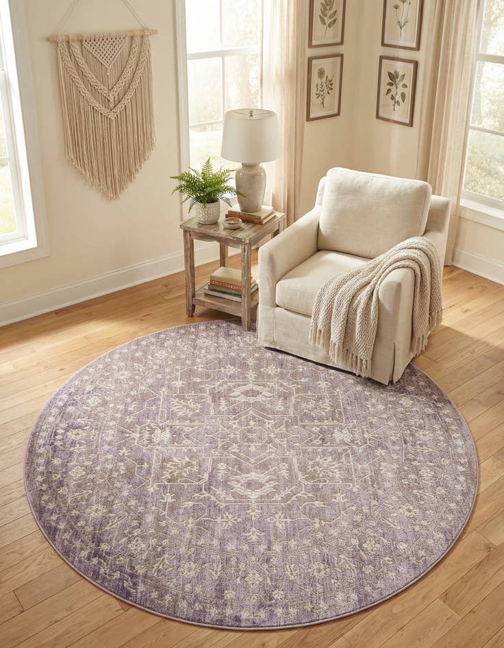 Detail image of 6' x 6' New Vintage Round Rug