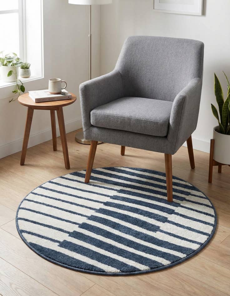 Detail image of  3' x 3' Oslo Round Rug