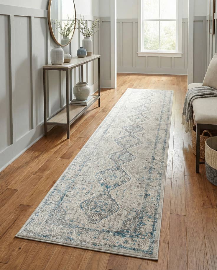 Detail image of 2' 7 x 12' Finsbury Runner Rug