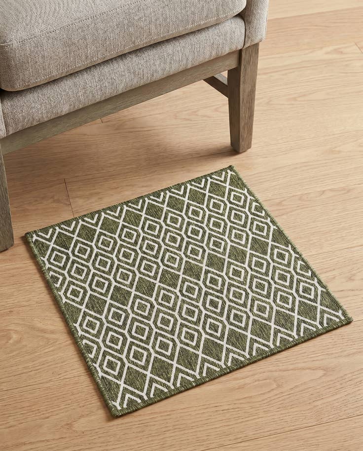 Detail image of 1' 4 x 1' 4 Easy-Clean Jill Zarin Turks and Caicos Indoor / Outdoor Sample Rug