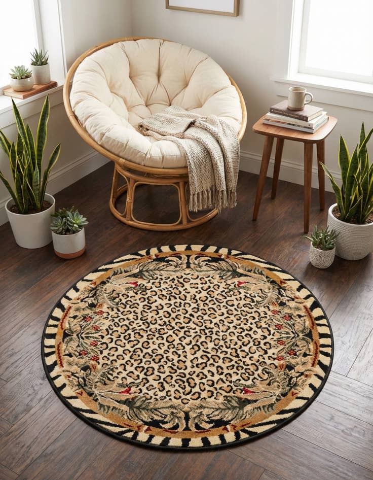Detail image of 3' x 3' Savannah Round Rug