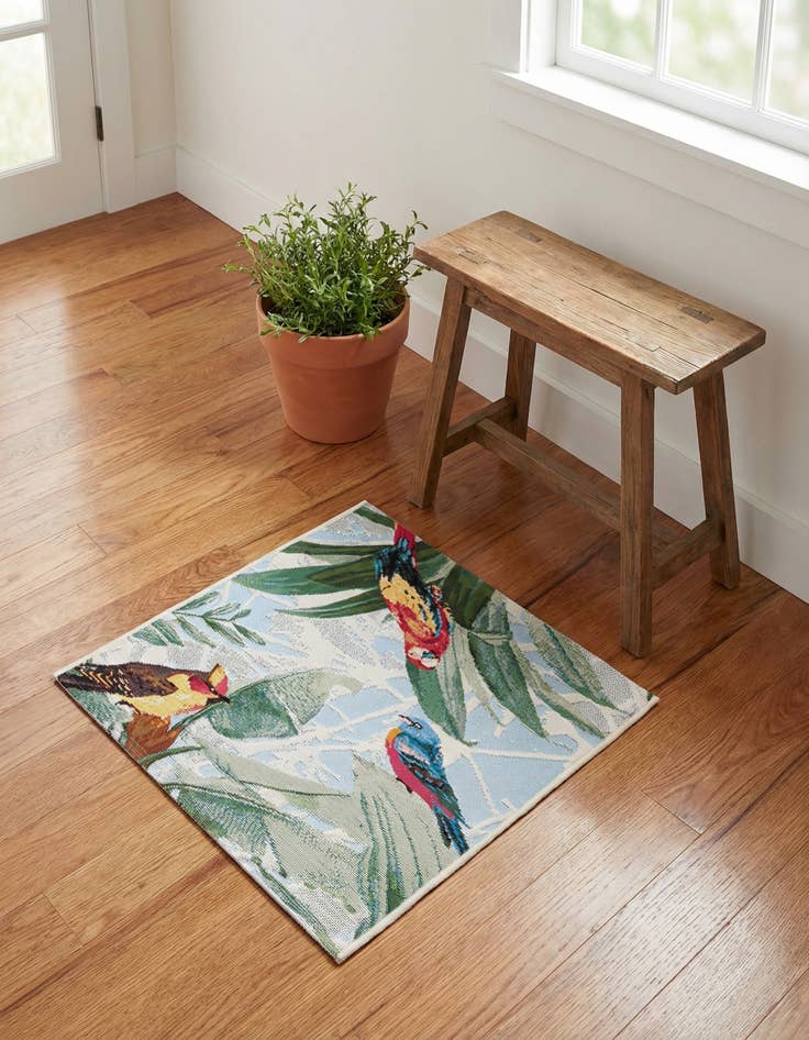 Detail image of 2' x 3'  Washable Botanical Indoor / Outdoor Rug