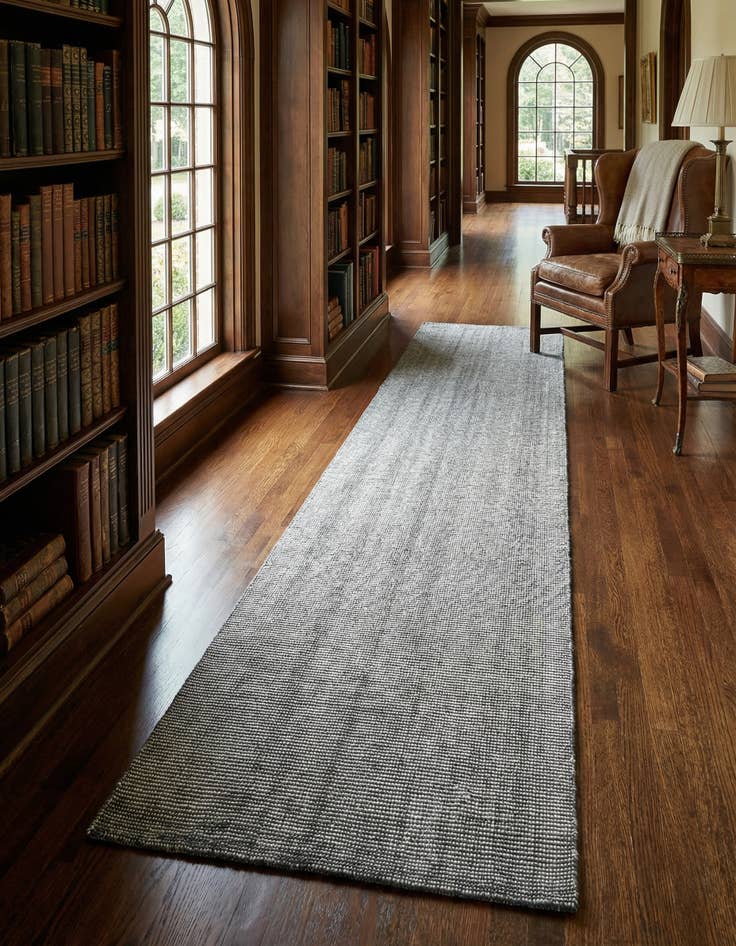 Detail image of 3' 3 x 16' 5  Hand Woven Jill Zarin English Manor Wool Runner Rug