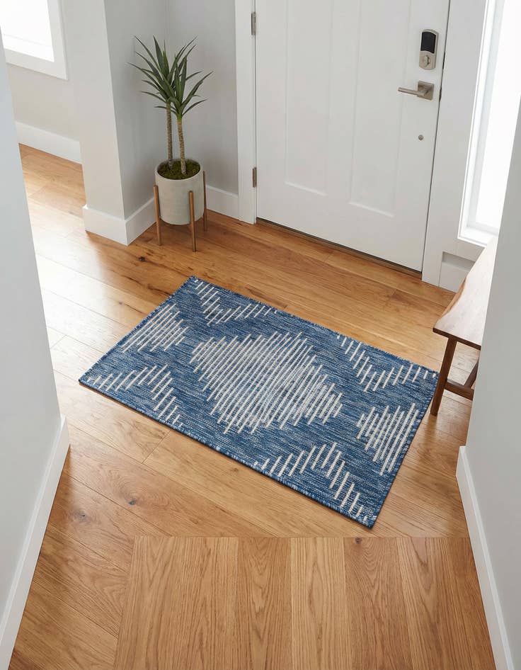 Detail image of 2' x 3' Easy-Clean Modern Indoor / Outdoor Rug