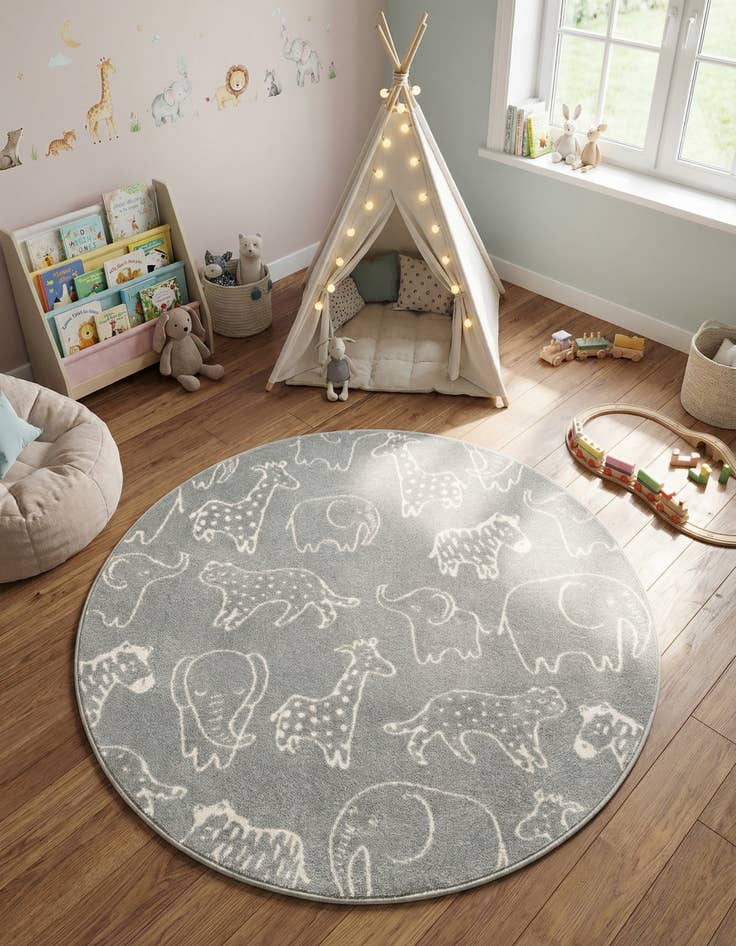 Detail image of 5' 3 x 5' 3 Animals Whimsy Kids Round Rug