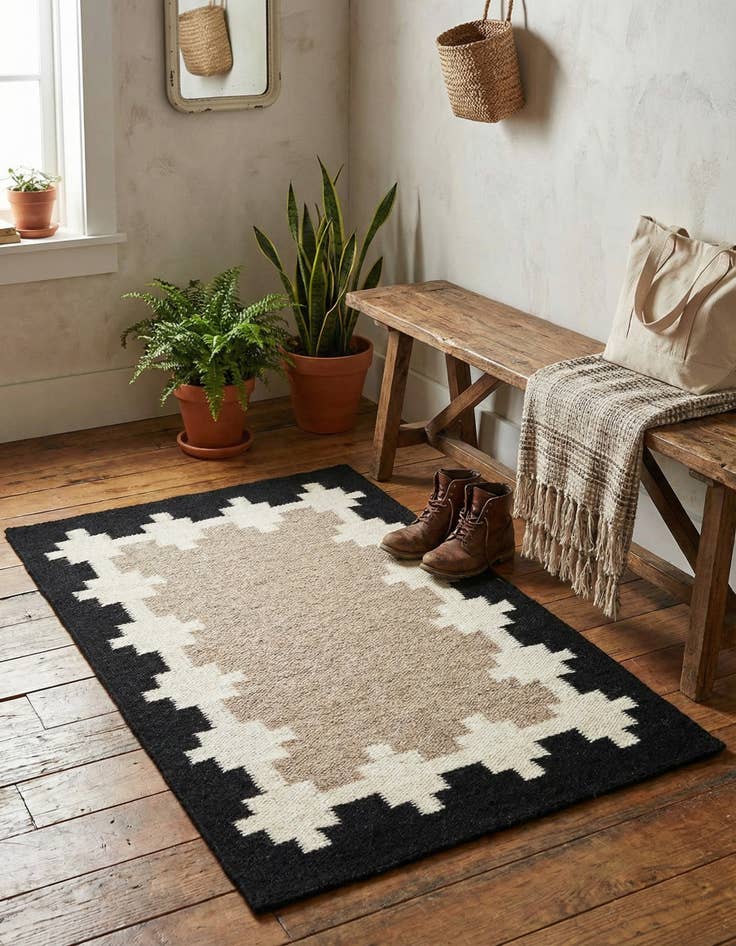 Detail image of 2' x 3' 1  Hand Woven Kilim Wool Rug