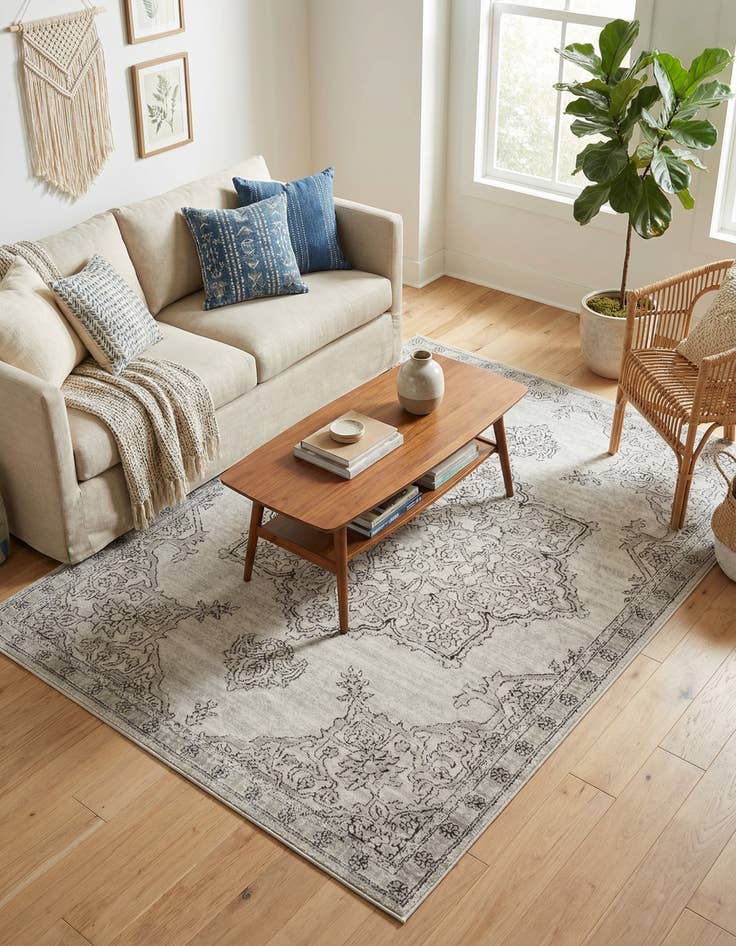 Detail image of 6' x 9' Nyla Rug