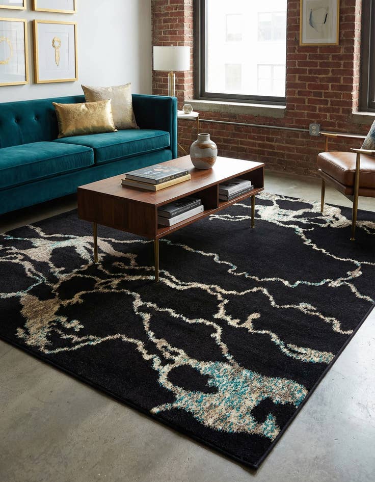Detail image of 7' 10 x 7' 10 Madeline Square Rug