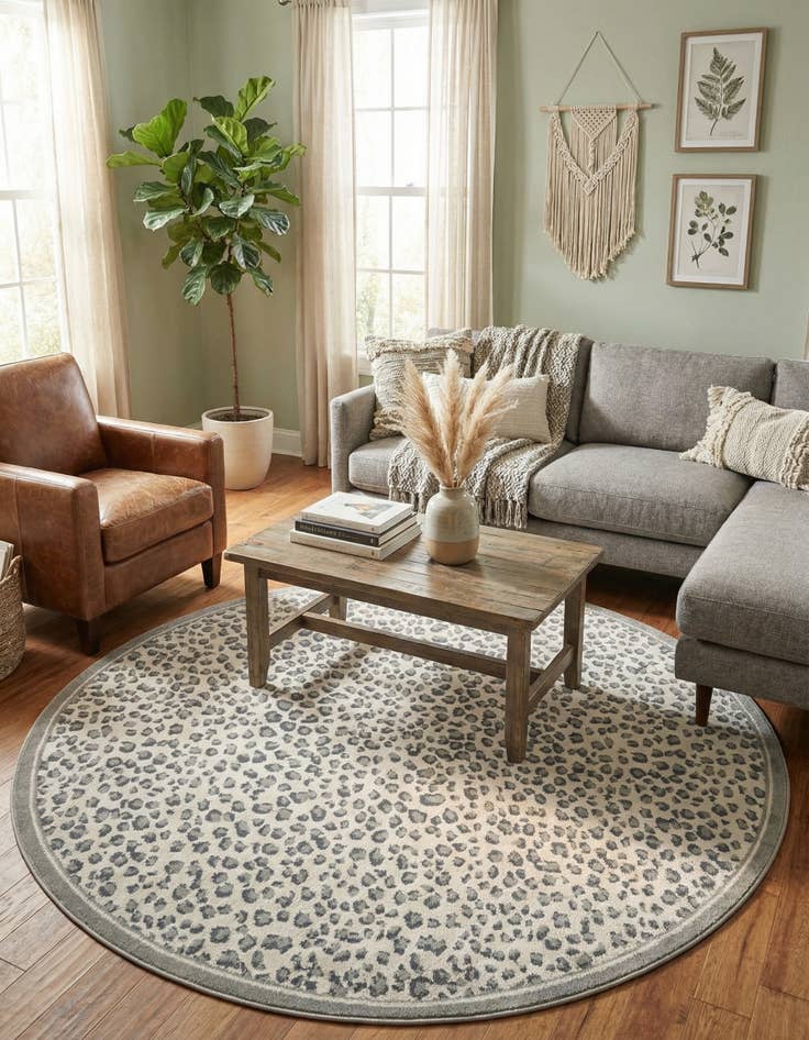 Detail image of 7' 10 x 7' 10 Safari Round Rug