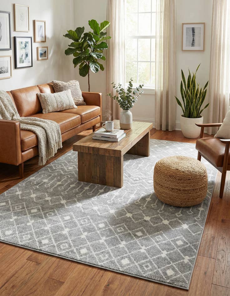 Detail image of 6' x 9' Moroccan Trellis Rug