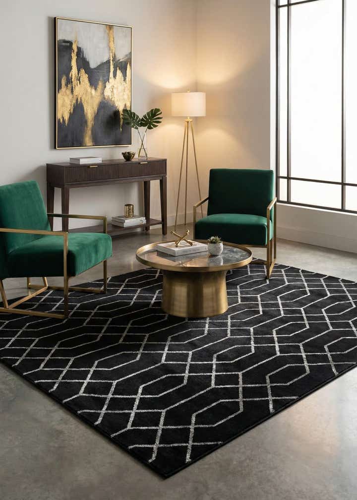 7' 10 x 7' 10 Marilyn Monroe™ Glam Trellis Square Rug